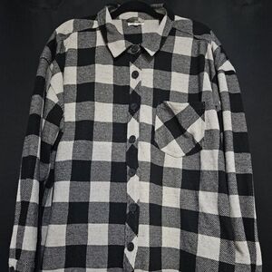 Maurices Monochrome Checkered Plaid Women's Shacket Button Down Shirt 2X